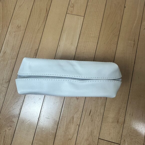 NWOT OSEA Toiletries Zip Bag Clutch Storage Cosmetics Travel - Picture 4 of 8